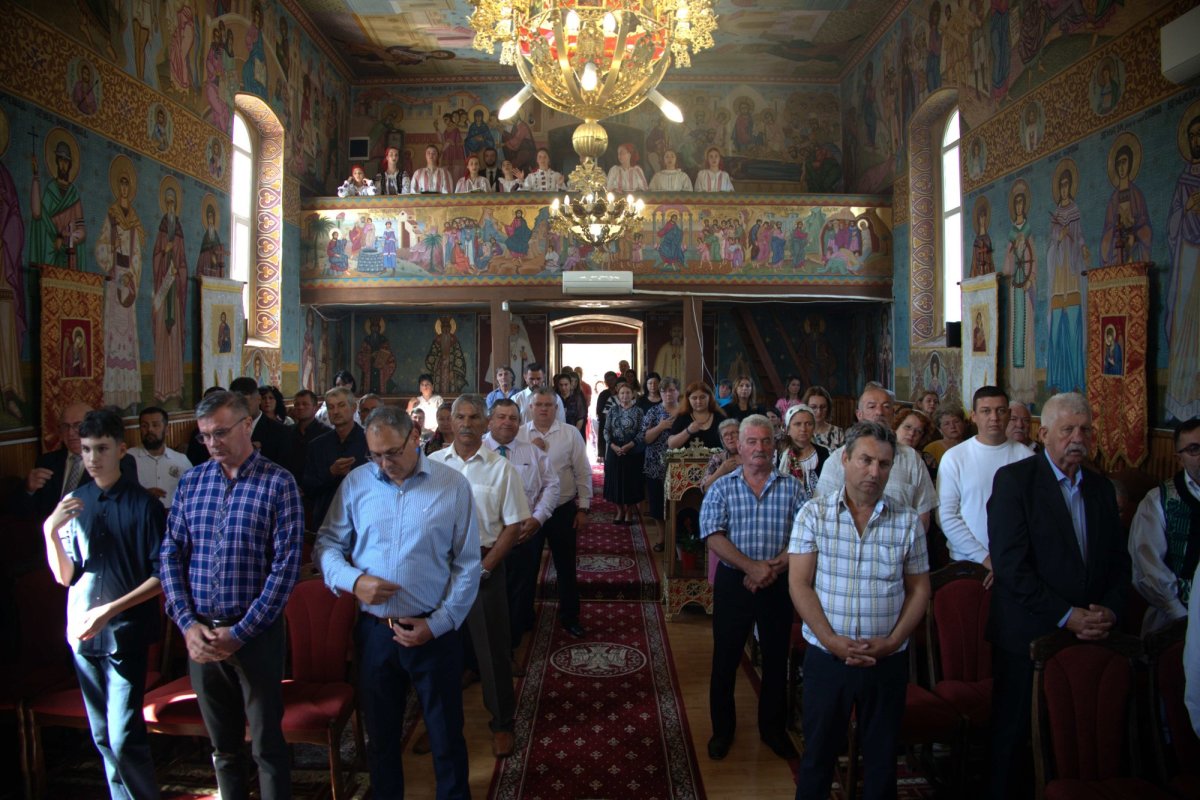 Duminica Tuturor Sfinților în parohia bihoreană Ciuhoi 365108