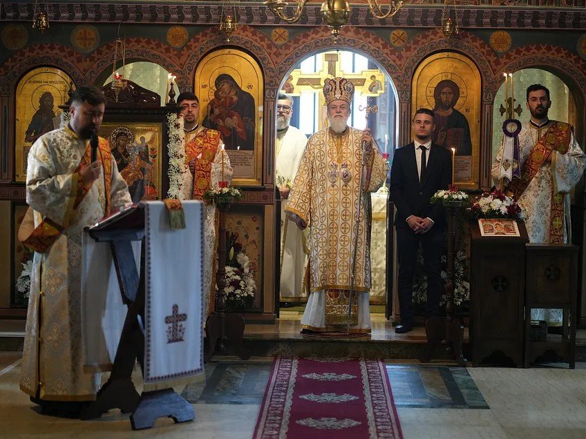 Slujire arhierească într‑o parohie din Călărași 365134