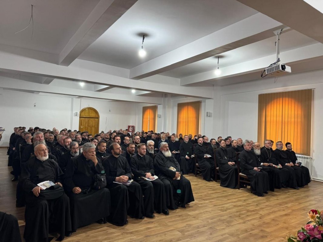 Conferința preoțească a clericilor din Botoșani 365197