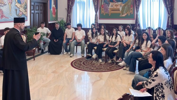 Proiect educațional pentru tineri și copii în Arhiepiscopia Buzăului și Vrancei 365210