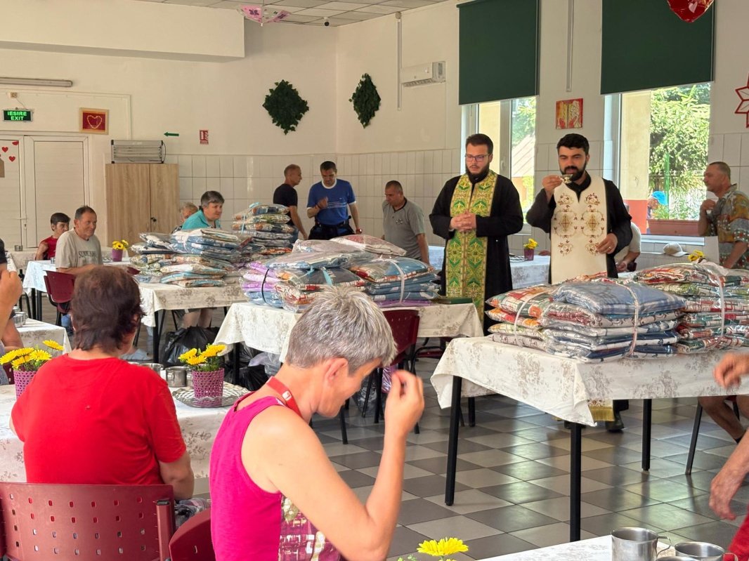 Bucurie și sprijin pentru persoanele cu dizabilități din Urlați 365307