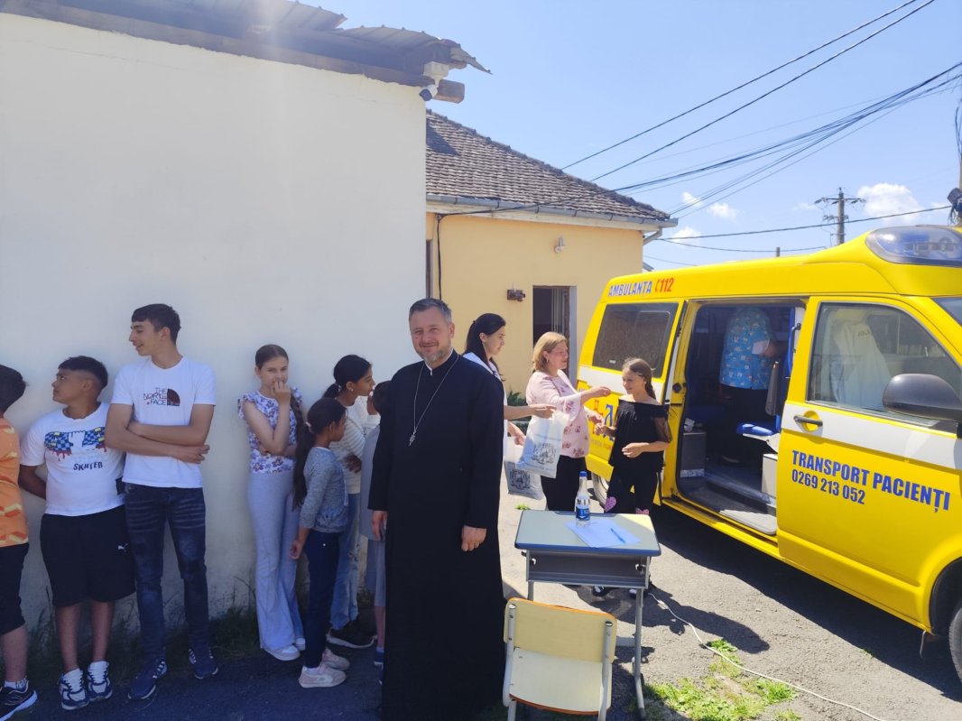 Programul „Sănătate pentru sate” a ajuns la Netuș, judeţul Sibiu 365439