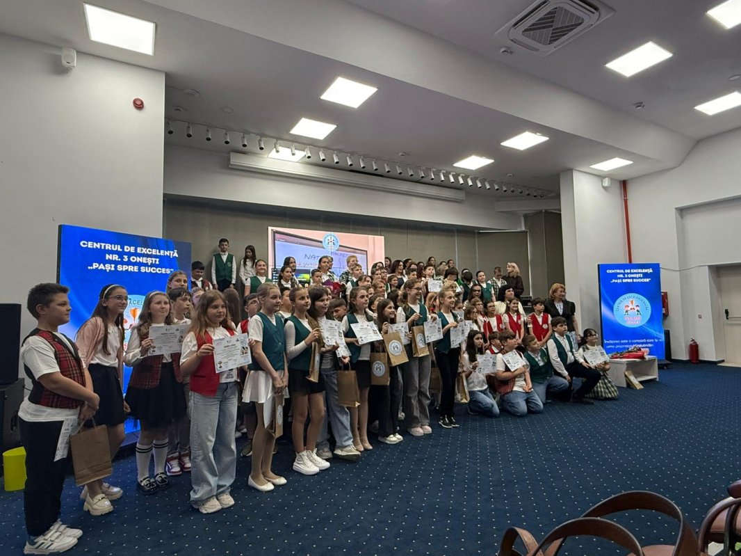 Festivitate de premiere la Centrul de Excelență din Onești, Bacău 365525