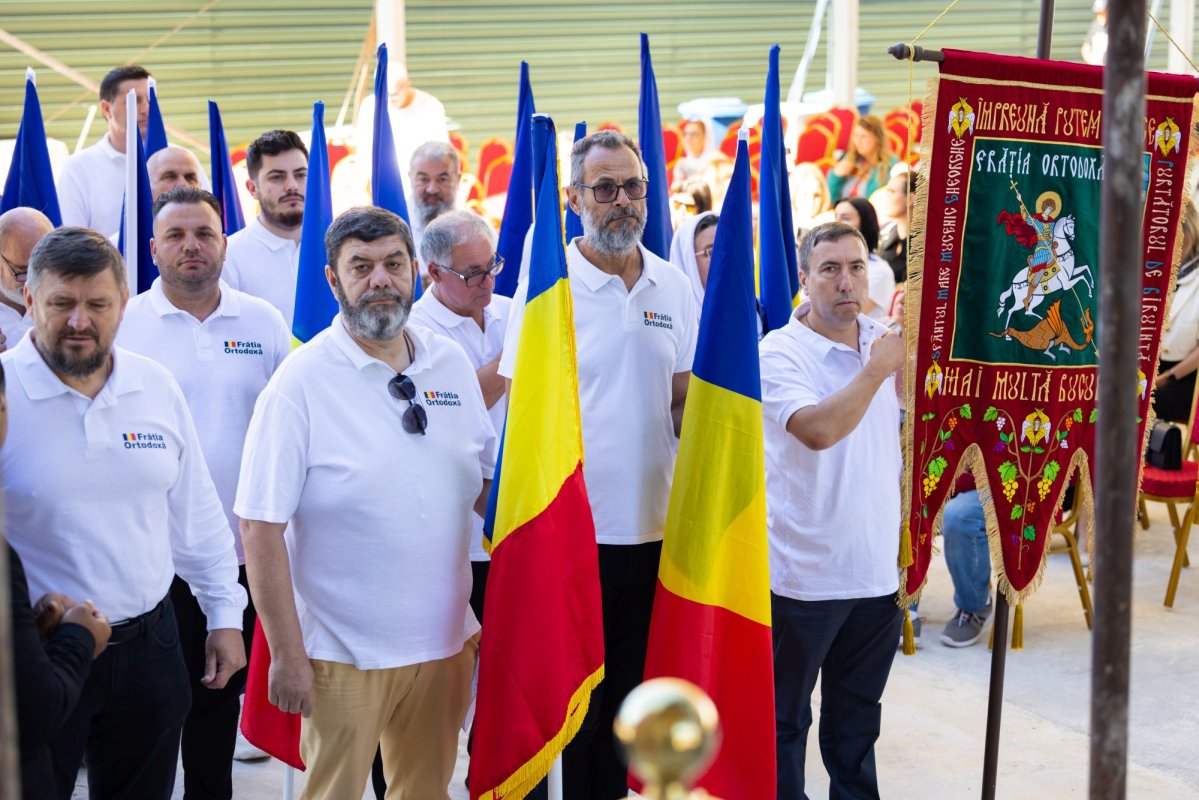 Zi de sărbătoare pentru o biserică din apropierea Capitalei 365569