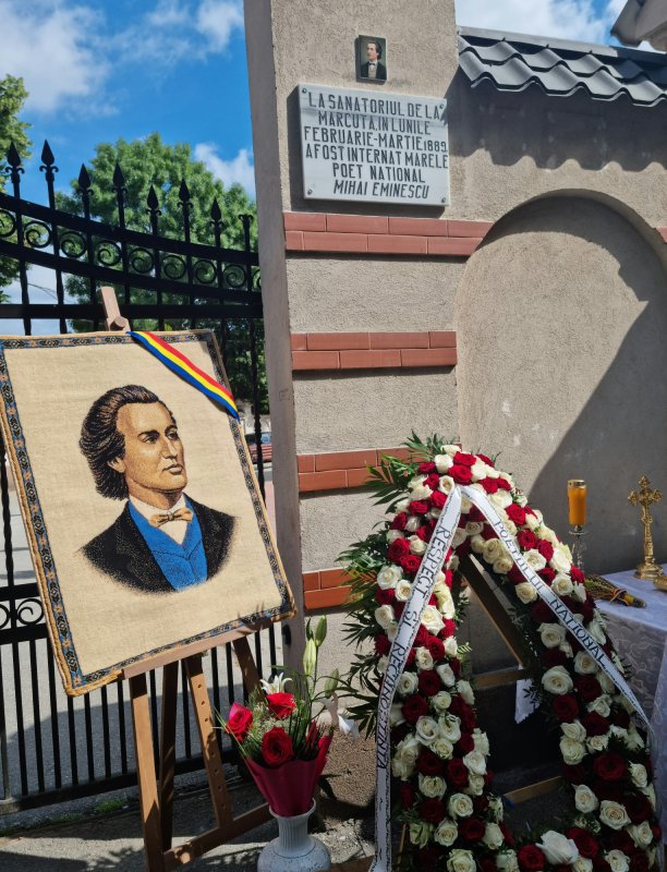 Binecuvântarea unei plăci memoriale în cinstea poetului național 365679