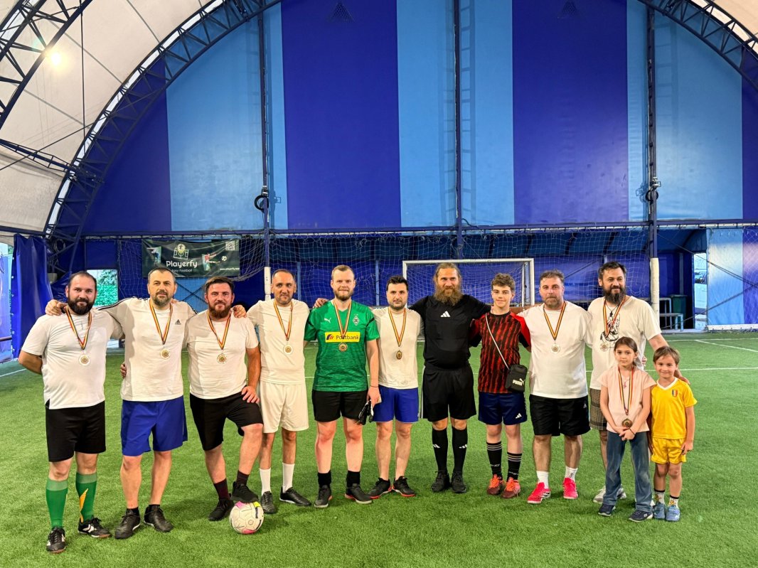 Campionatul de fotbal al clericilor din Arhiepiscopia Bucureştilor, la a doua ediţie 365754