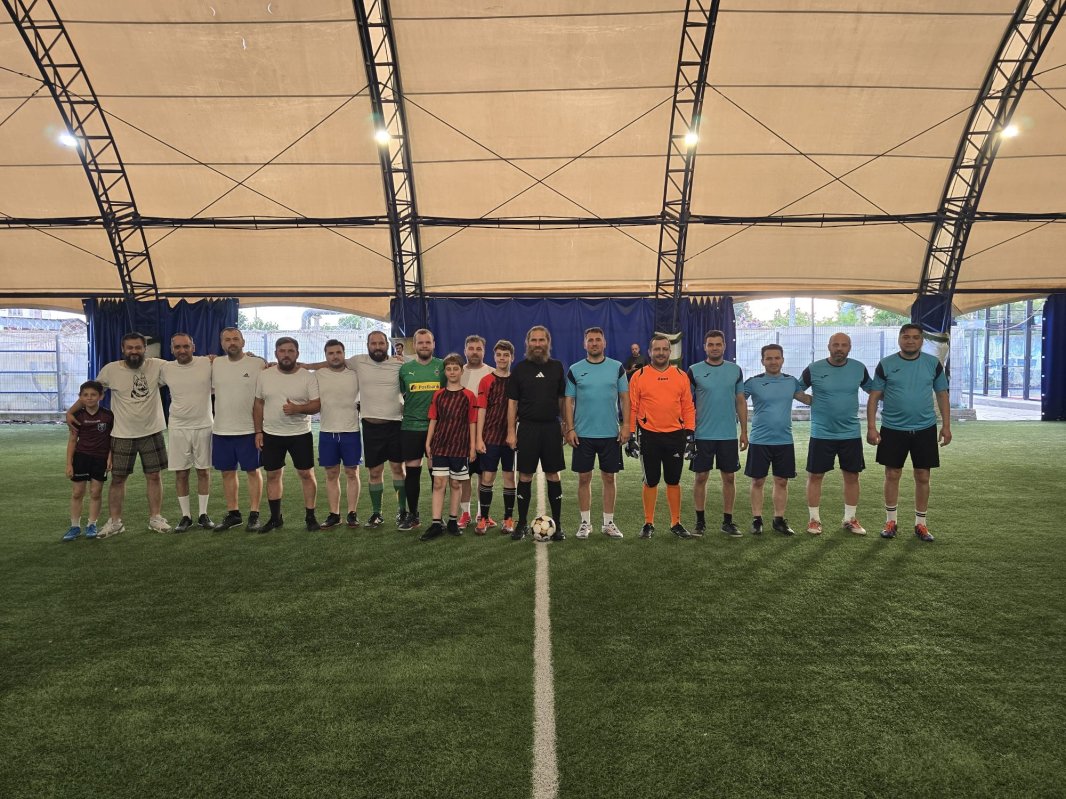 Campionatul de fotbal al clericilor din Arhiepiscopia Bucureştilor, la a doua ediţie 365755