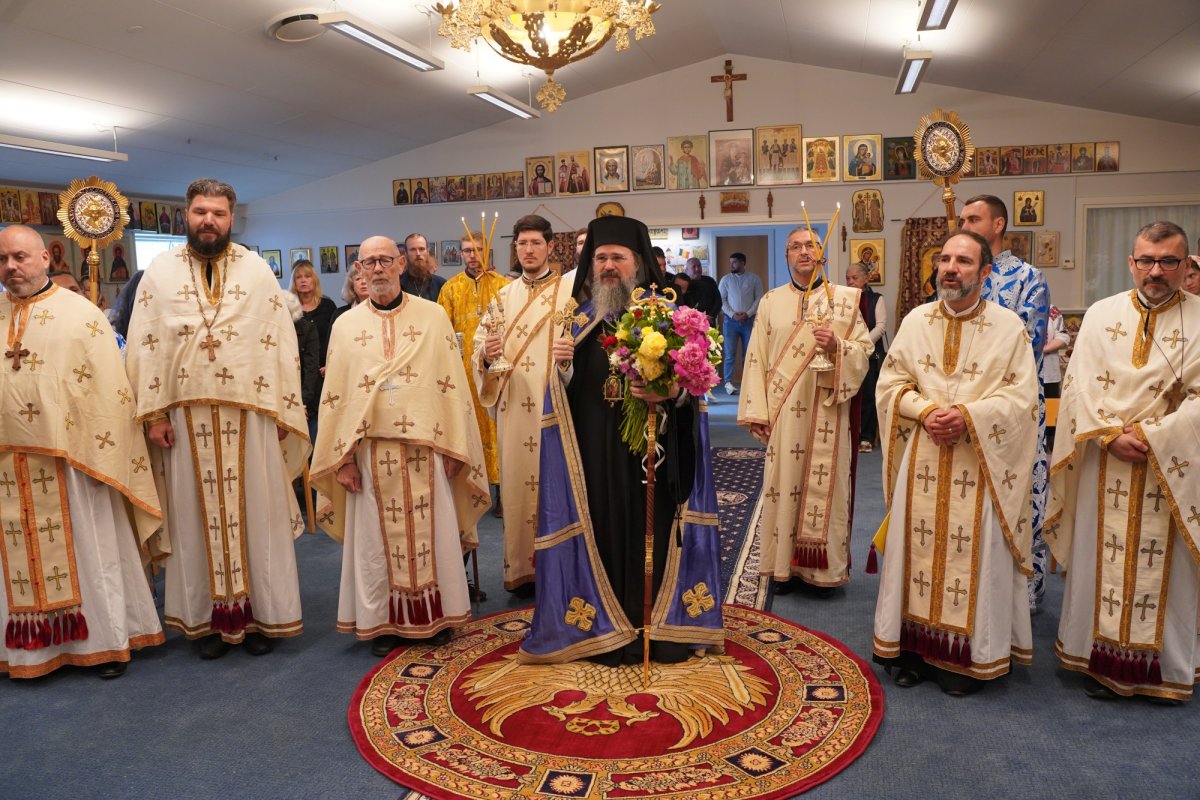 Vizită arhierească în parohii din Slovenia și Danemarca 365772