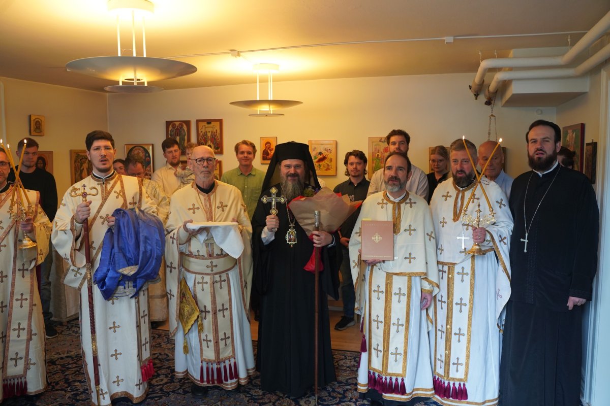 Vizită arhierească în parohii din Slovenia și Danemarca 365777