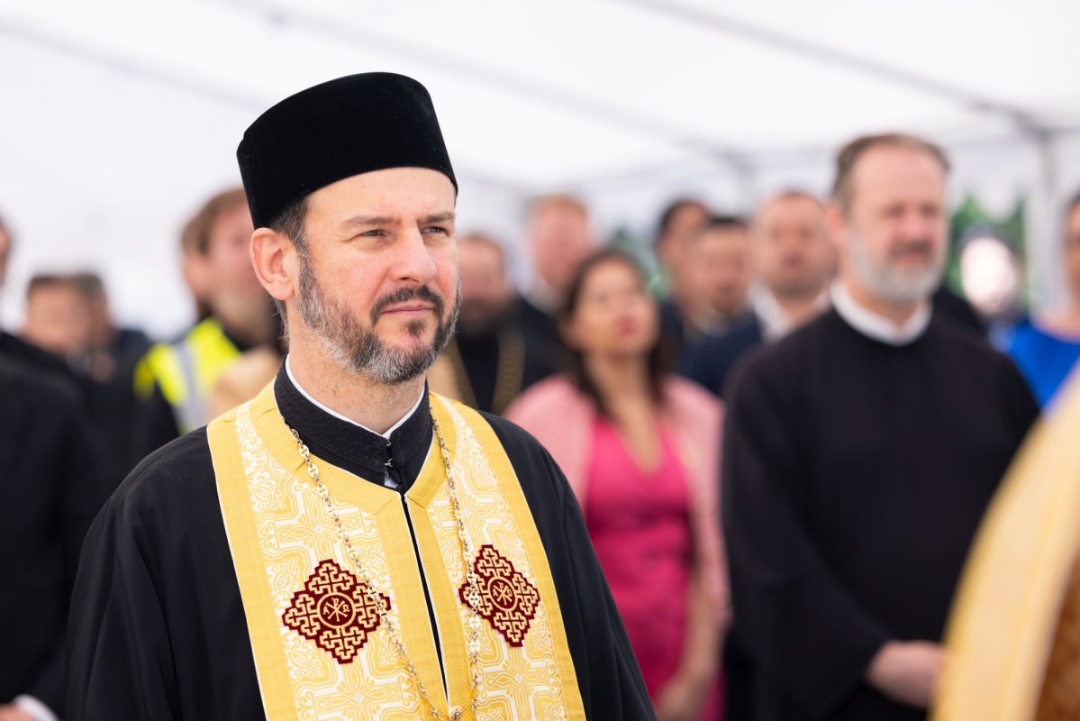 Binecuvântarea începutului unei lucrări dedicate copiilor și tinerilor 365980