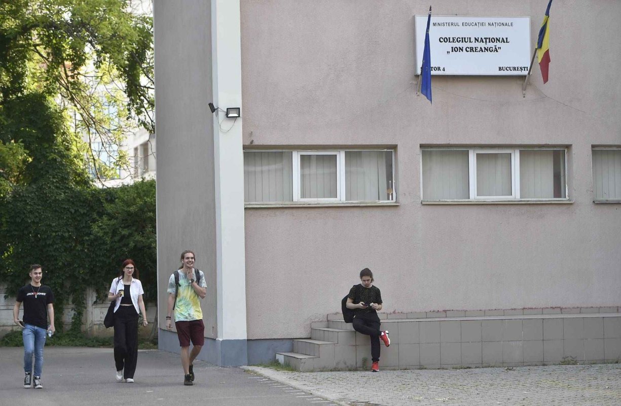 Bacalaureat 2030: patru probe scrise și două limbi străine 366008