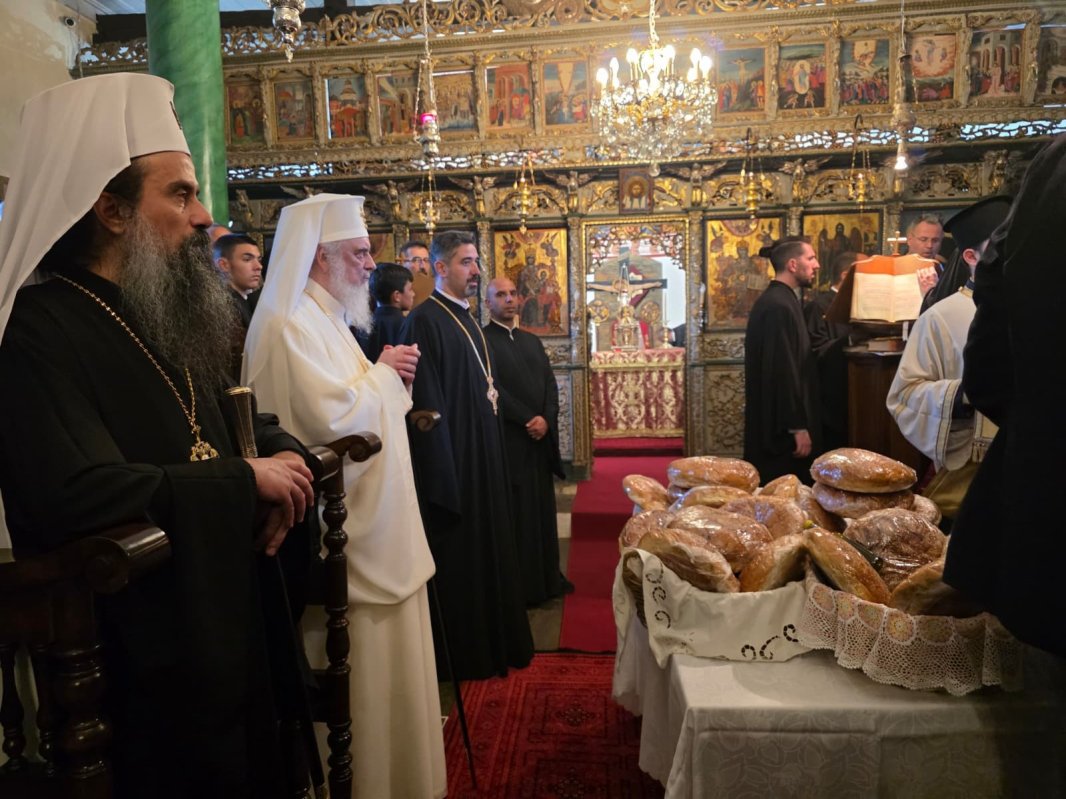 Vizita Patriarhului României în insula Imvros (Gökçeada) - mărturie a comuniunii ortodoxe și a legăturilor frățești dintre Patriarhia Ecumenică și Patriarhia Română 365962
