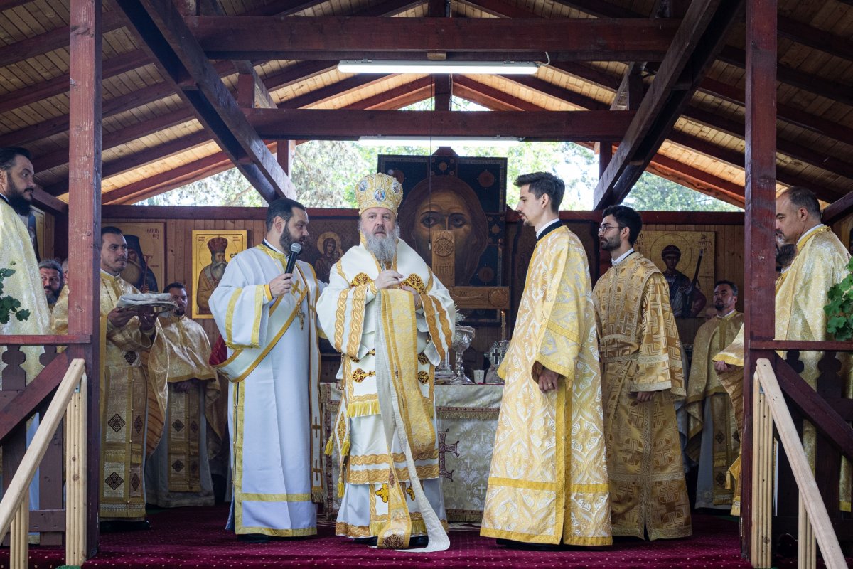 Hramul ctitoriei lui Matei Basarab din Codrii Vlăsiei 366220