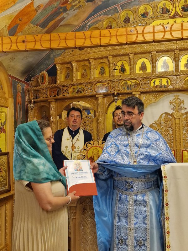 Sfinţire de raclă la capela Institutului „Marius Nasta” 366205