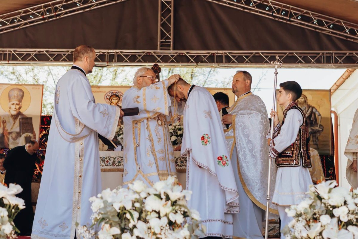 Sfințirea noii case parohiale din Parohia Poiana Ilvei 366160