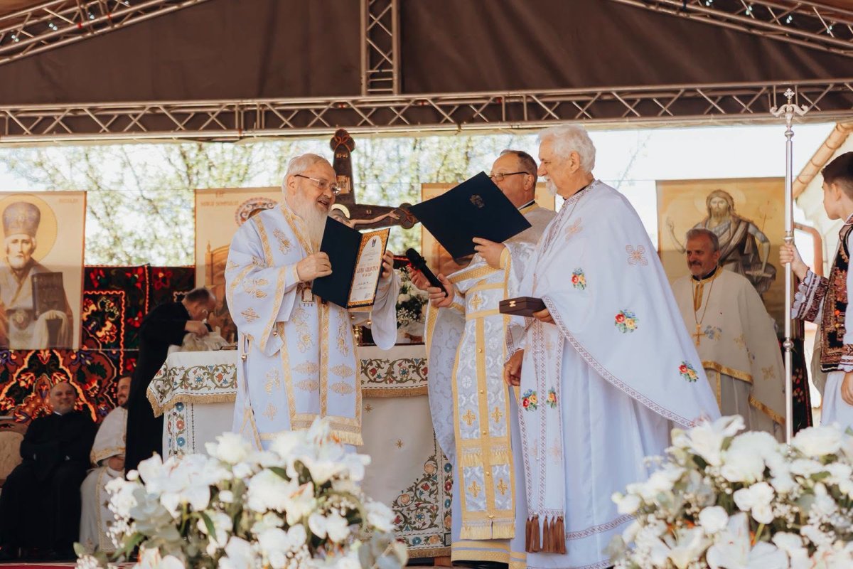 Sfințirea noii case parohiale din Parohia Poiana Ilvei 366161