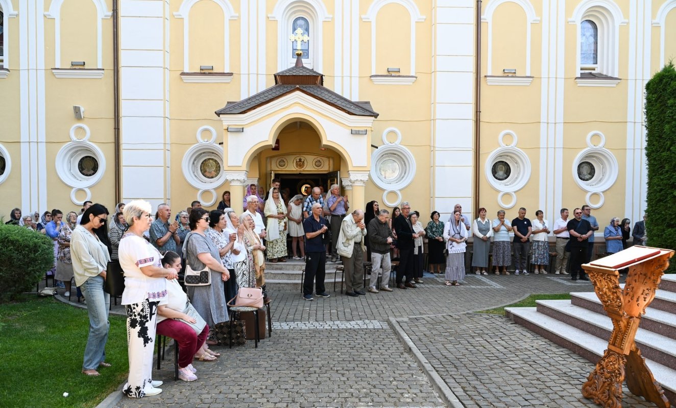 Duminica a treia după Rusalii la Catedrala Episcopală din Deva 366261