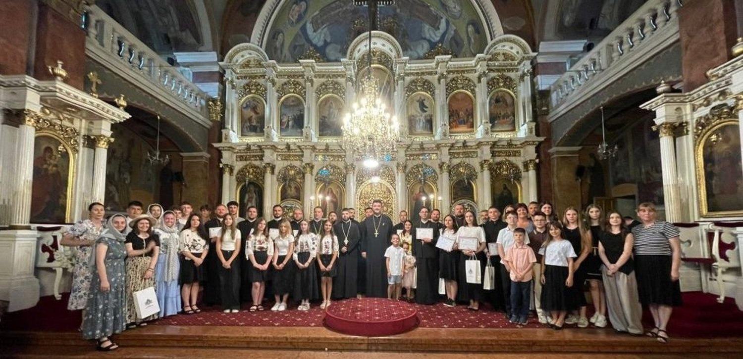 Evidenţiere şi premiere la Catedrala istorică din Arad 366341