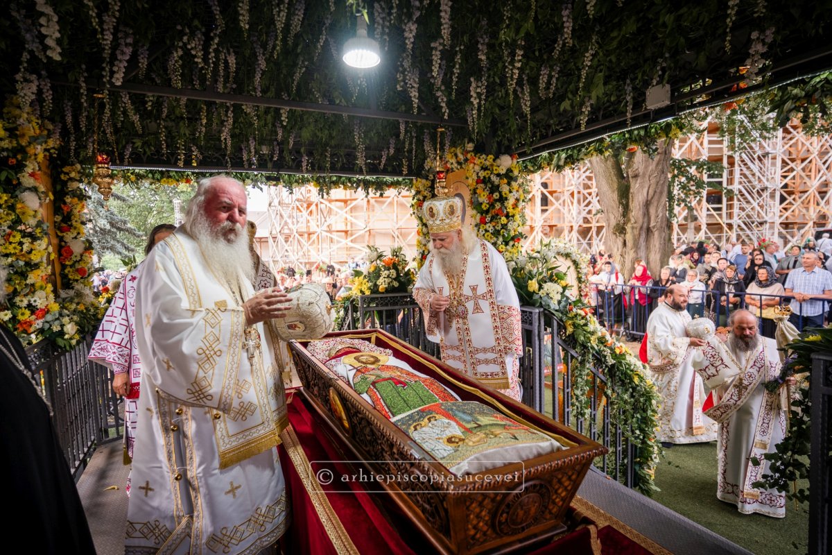 Sărbătoarea înveșnicirii Sfântului Ioan în Cetatea Mușatinilor 366373