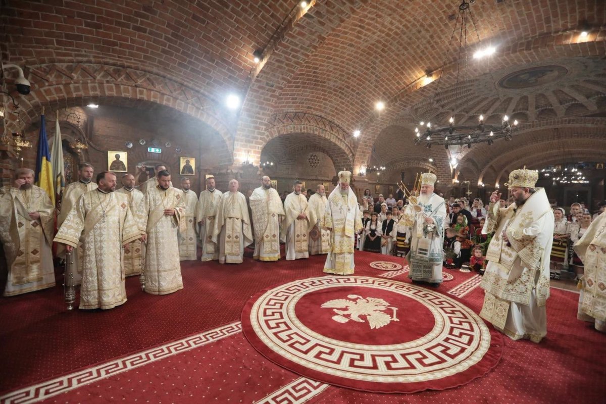 Aniversare în Episcopia Maramureşului şi Sătmarului 366447