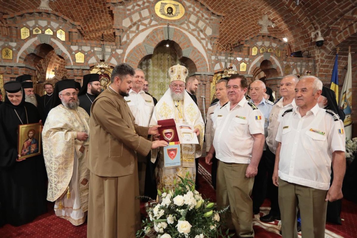 Aniversare în Episcopia Maramureşului şi Sătmarului 366450