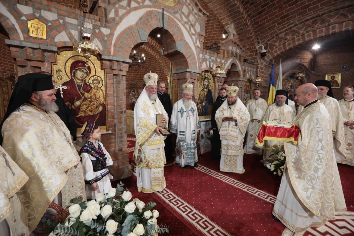 Aniversare în Episcopia Maramureşului şi Sătmarului 366451