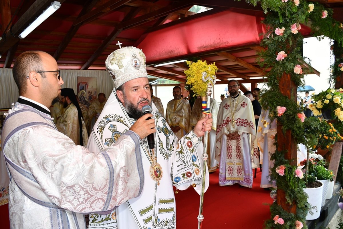 Sfântul Ioan Botezătorul cinstit la Mănăstirea Poiana Mărului din Banat 366494