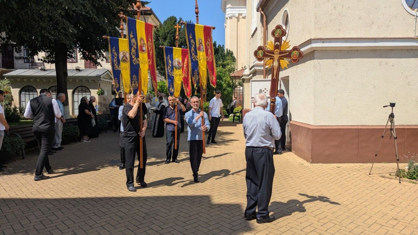 Aradul și-a luat rămas-bun de la Preasfințitul Părinte Emilian Crișanul 366792