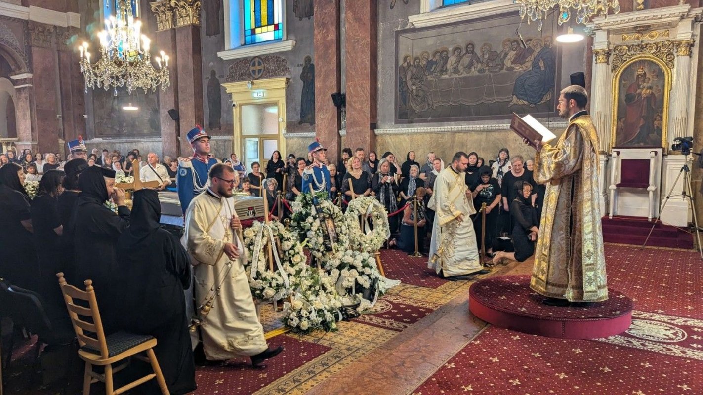 Aradul și-a luat rămas-bun de la Preasfințitul Părinte Emilian Crișanul 366803