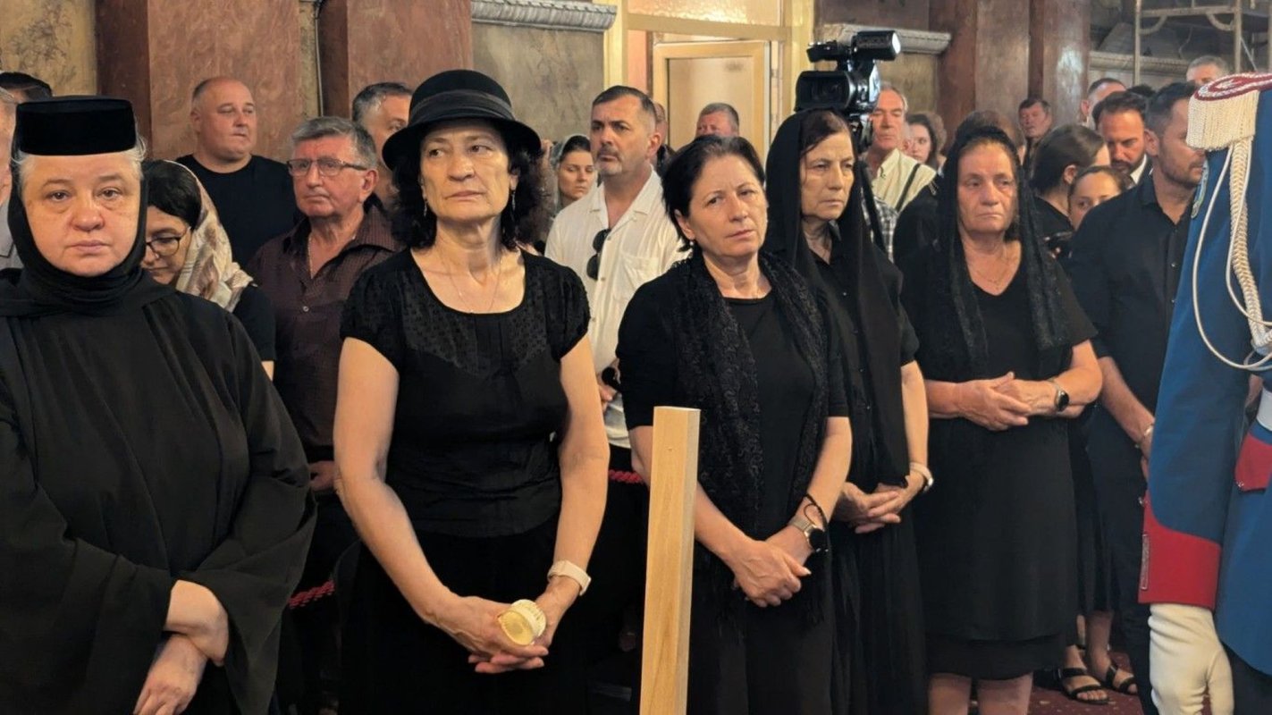 Aradul și-a luat rămas-bun de la Preasfințitul Părinte Emilian Crișanul 366805
