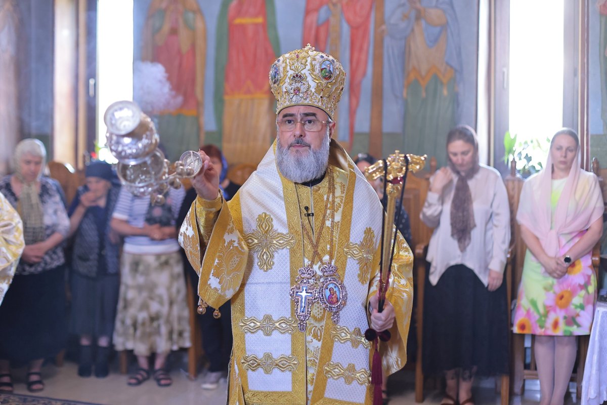 Binecuvântare arhierească pentru credincioșii Parohiei Spătaru, județul Buzău 366834