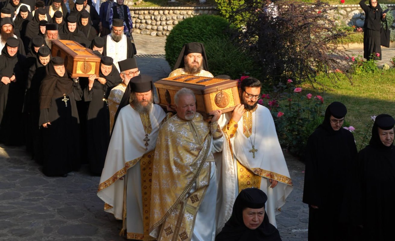 Proclamarea locală a canonizării Sfintei Cuvioase Filotimia la Râmeț 366894