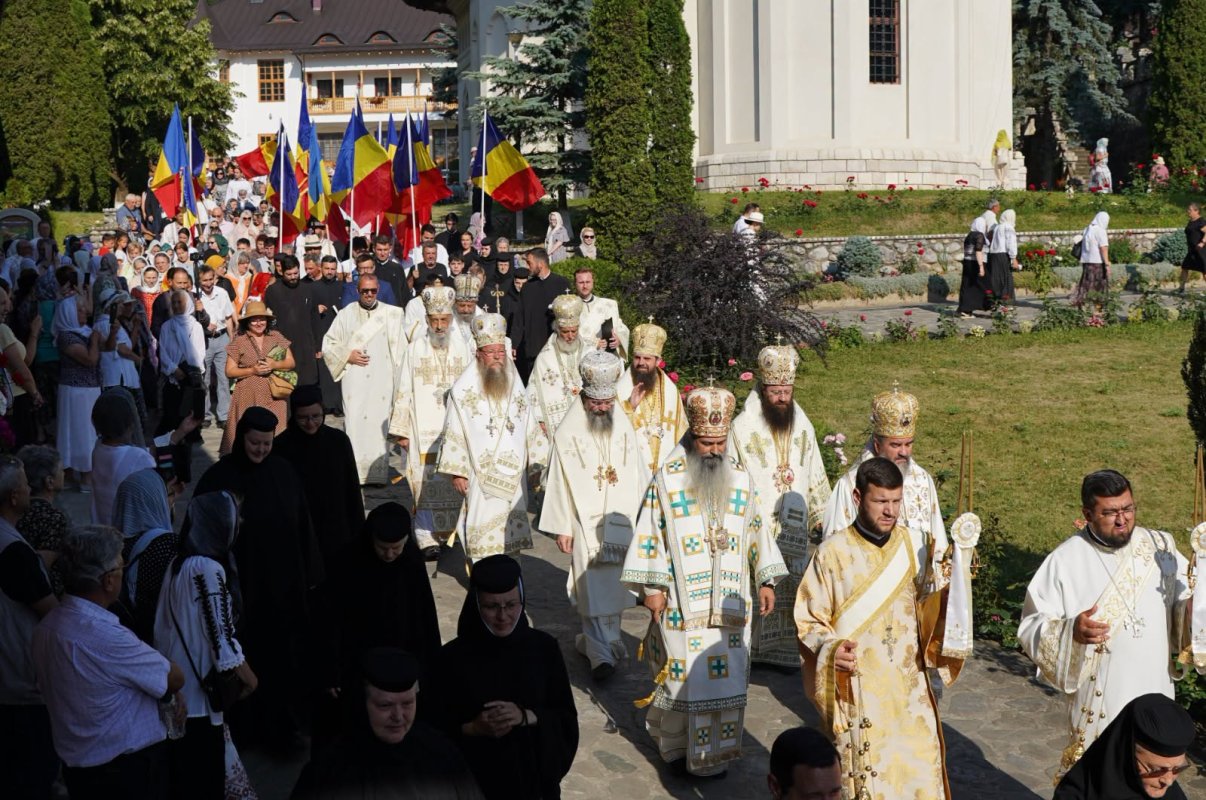 Proclamarea locală a canonizării Sfintei Cuvioase Filotimia la Râmeț 366895