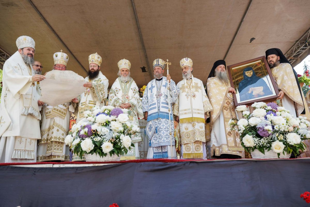 Proclamarea locală a canonizării Sfintei Cuvioase Filotimia la Râmeț 366926