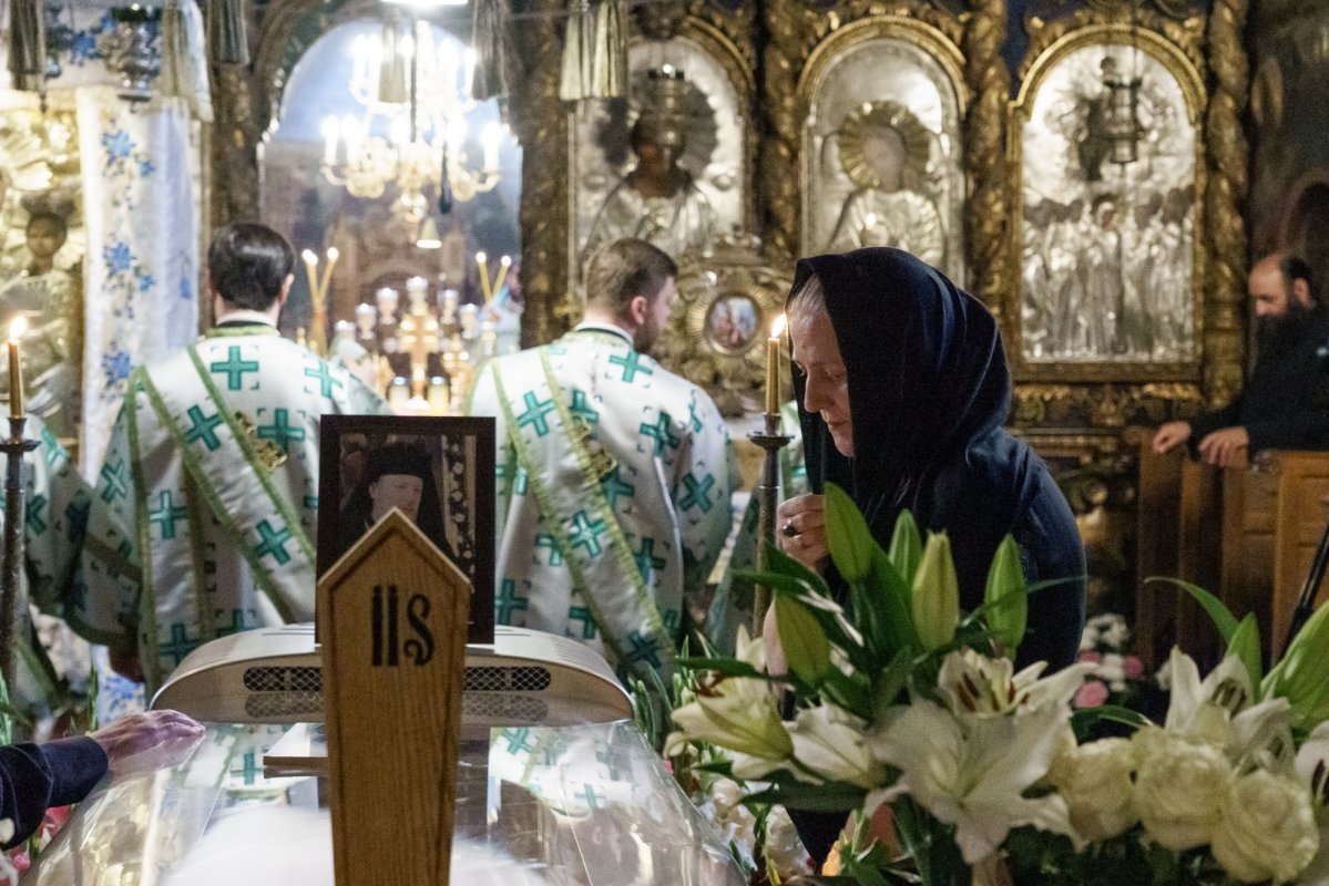 Arhiereul Emilian a fost înmormântat la Mănăstirea Neamț 367142