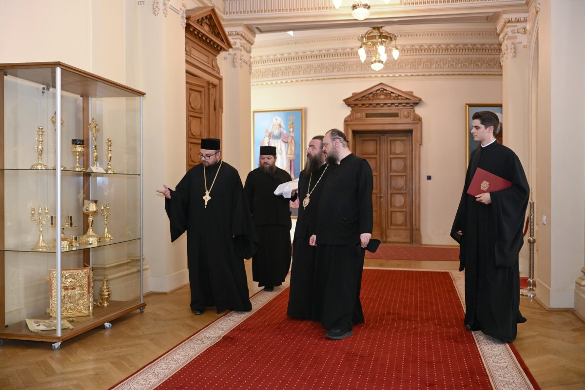 Delegație din Patriarhia Antiohiei în vizită la Palatul Patriarhiei  367126