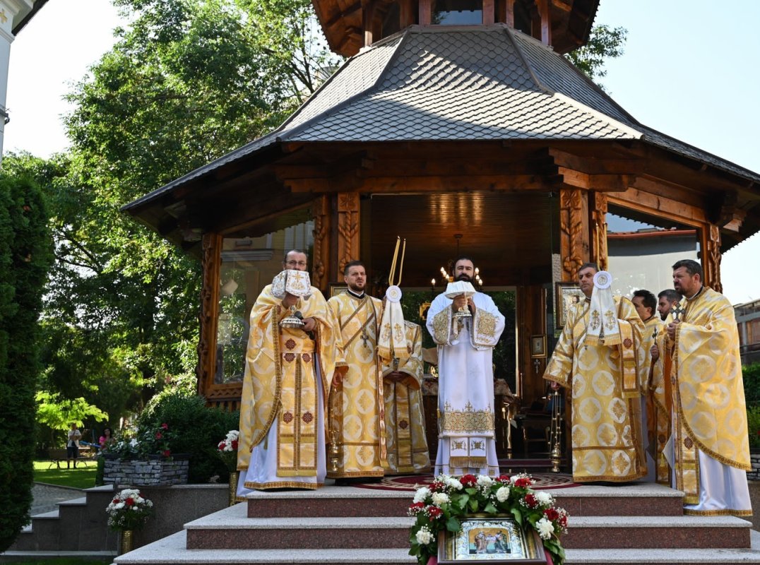 Hram la Catedrala Episcopală din Deva 366963