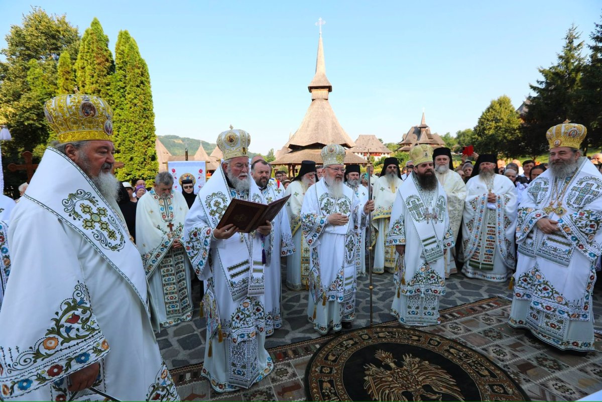 Binecuvântare arhierească la hramul Mănăstirii Bârsana 367227