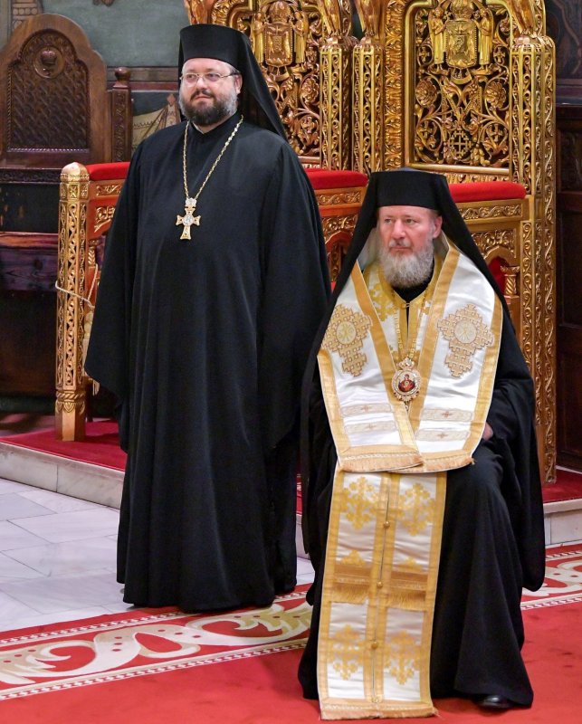 Preasfințitul Părinte Emilian Nica, o prezență luminoasă 367264