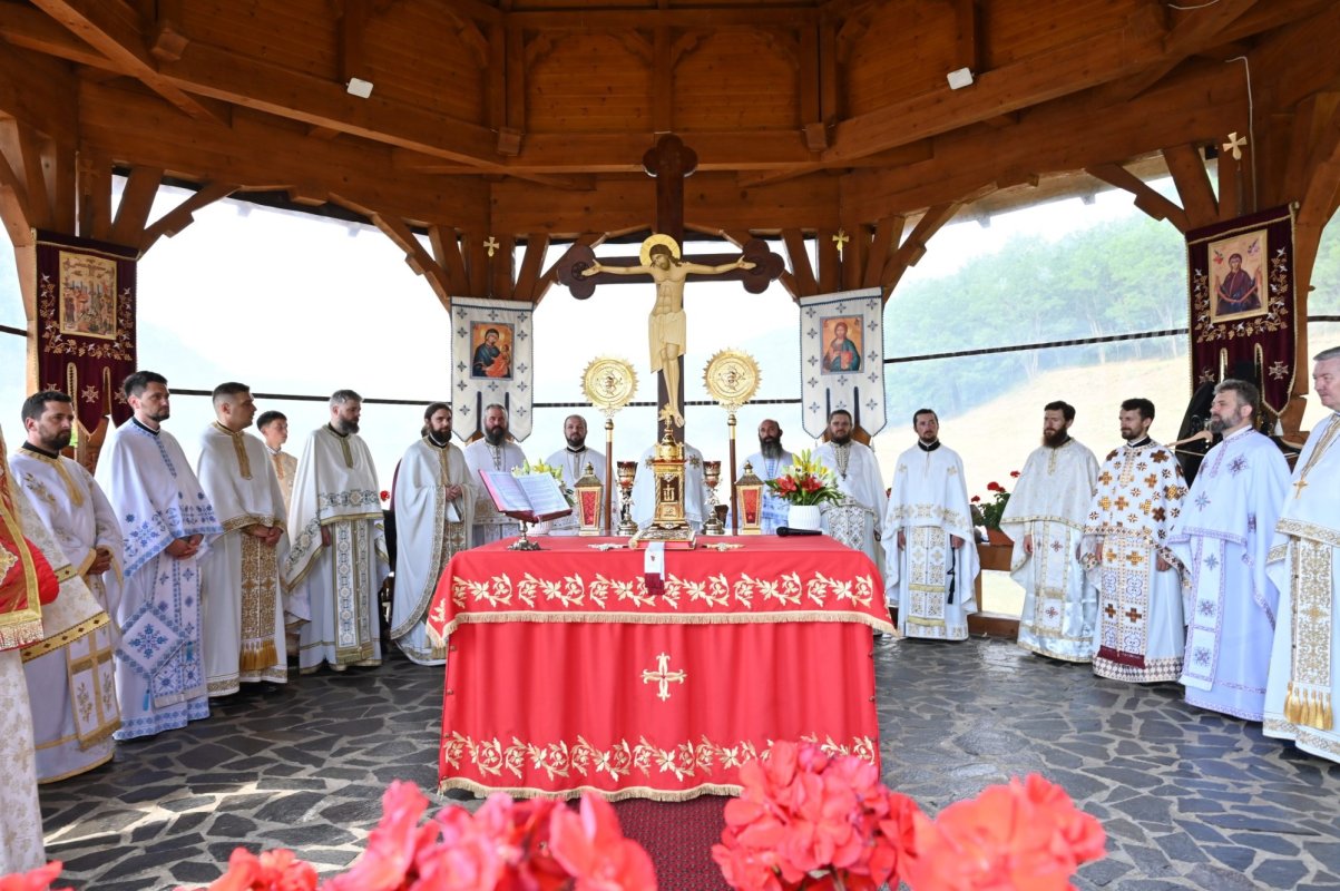 Sfântul Voievod Ștefan cel Mare, cinstit la hramul mănăstirii din Vad 367440