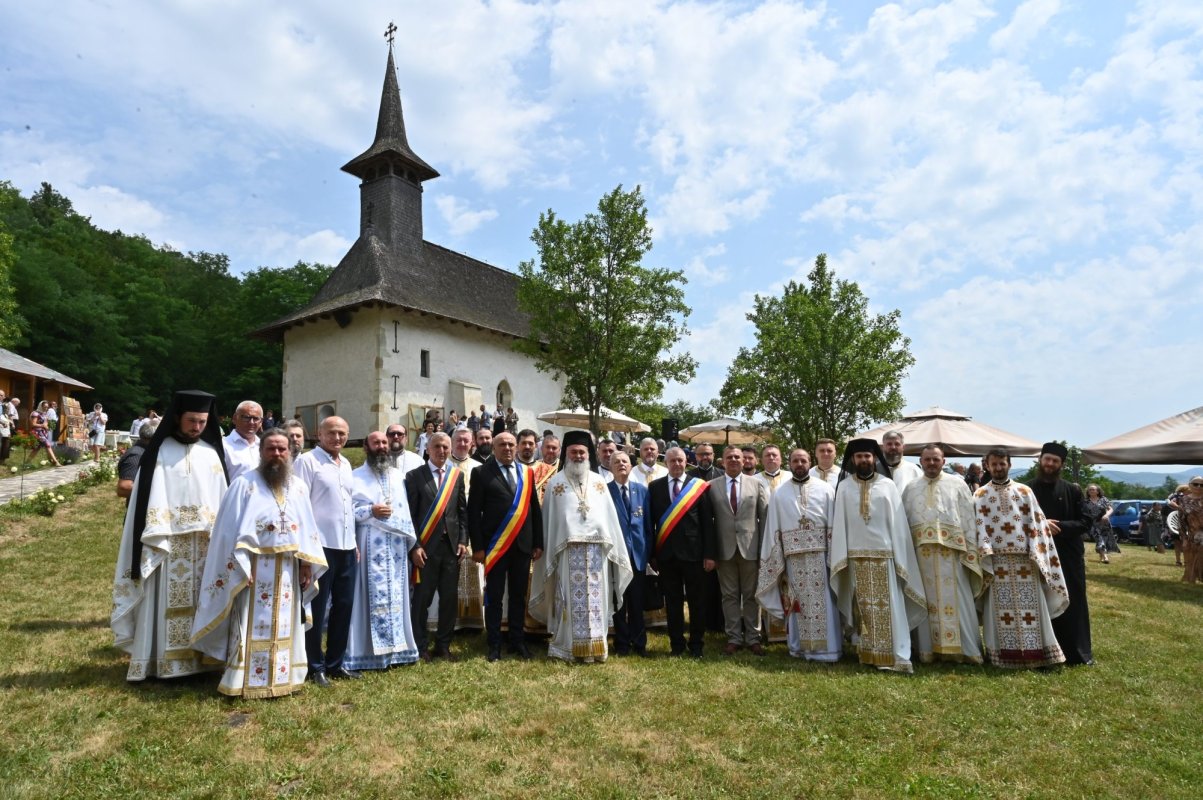 Sfântul Voievod Ștefan cel Mare, cinstit la hramul mănăstirii din Vad 367443