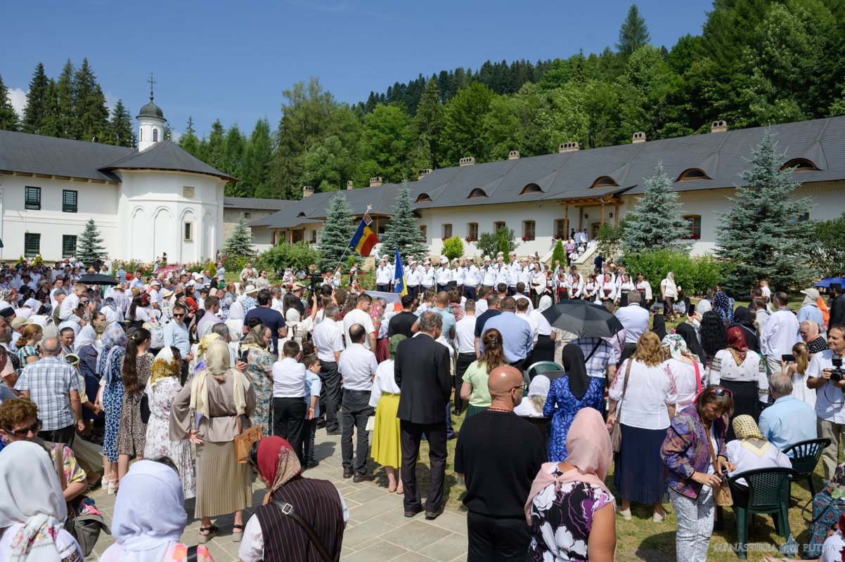 Sfântul Voievod Ștefan cel Mare, prăznuit la Mănăstirea Putna 367455