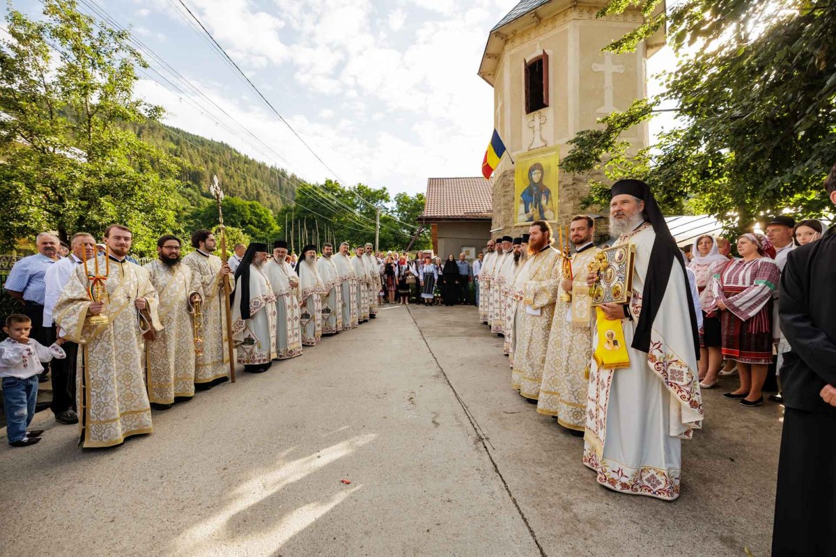 Proclamarea locală a canonizării Sfintei Olimpiada din Farcașa 367588
