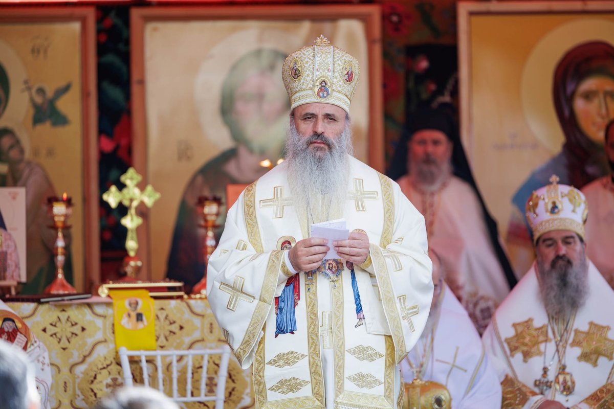 Proclamarea locală a canonizării Sfintei Olimpiada din Farcașa 367602