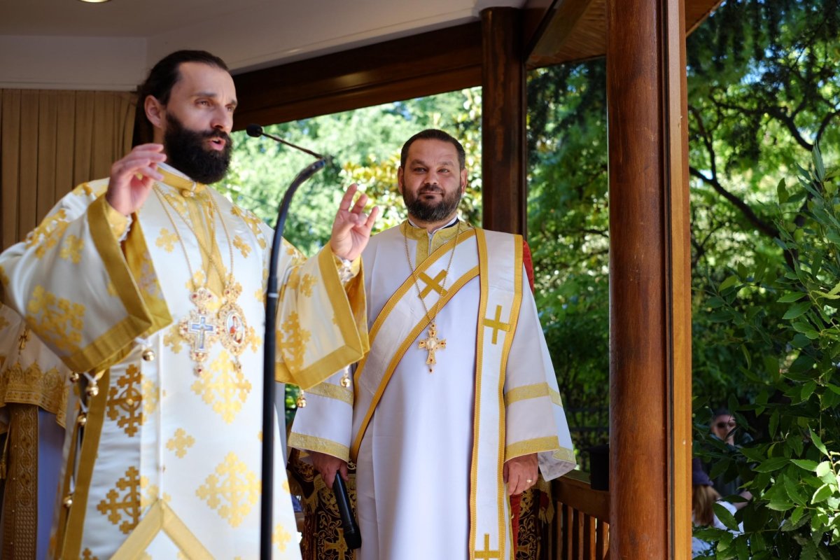 Slujire arhierească la Mănăstirea Radu Vodă din București 367653