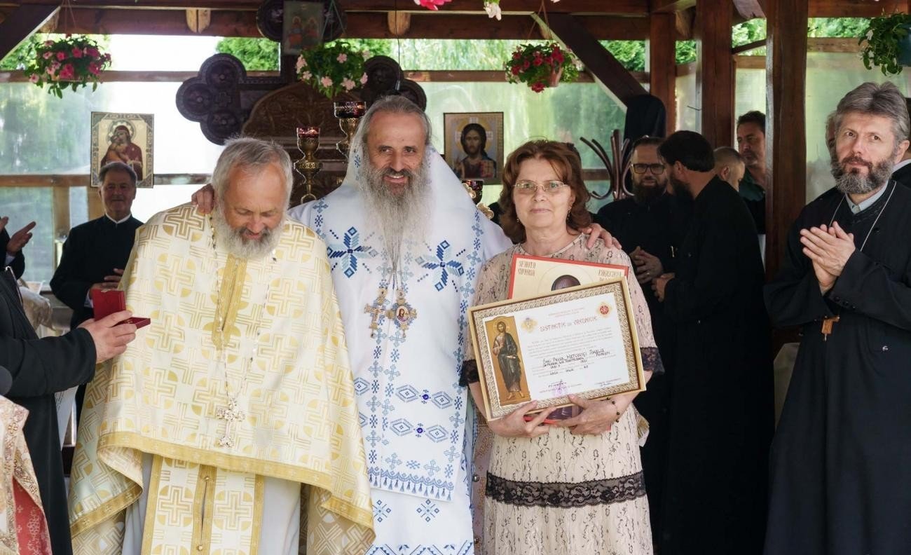 Biserica din Popești, Iași, resfințită de Mitropolitul Moldovei și Bucovinei 367680