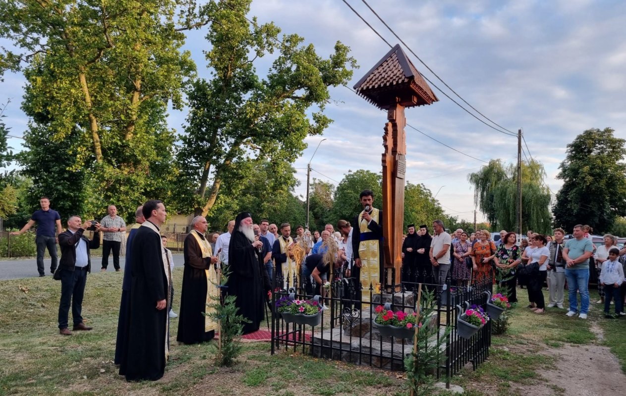 Înnoire la Parohia Stamora Română din Timiş 367786