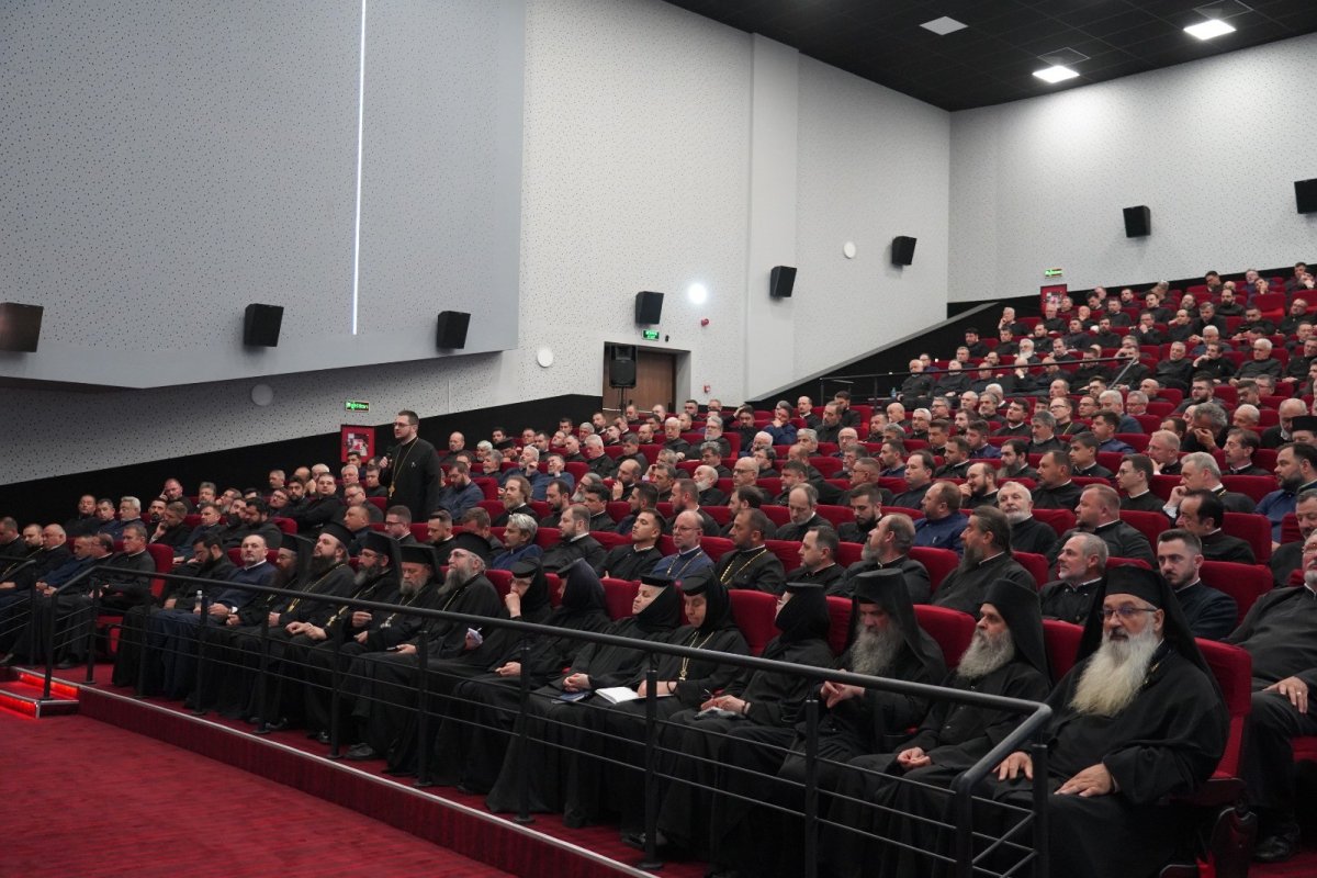 Conferință pastoral-misionară dedicată pastorației familiei creștine, la Târgoviște 367968