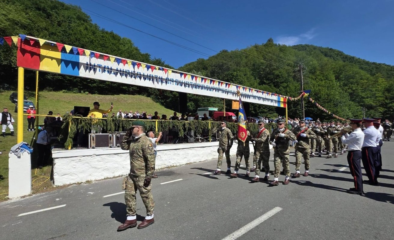 „Întâlnirea moților cu istoria” la Dupăpiatră-Cheia, judeţul Hunedoara 367941