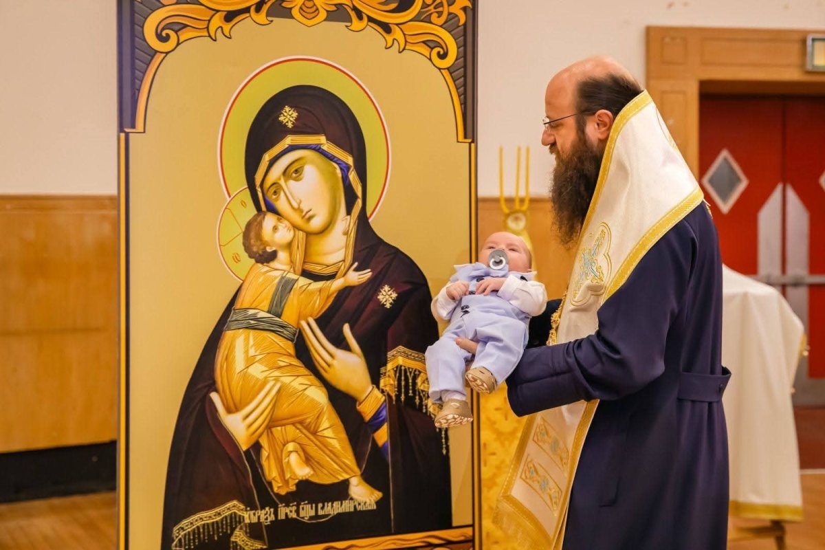 Popas duhovnicesc într-o parohie românească din Episcopia Ortodoxă Română a Irlandei și Islandei 367988